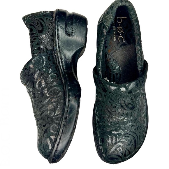 BOC Born Concepts Peggy Tooled Clog Black Embossed 6.5 Slip On Comfort Shoes - Picture 1 of 15